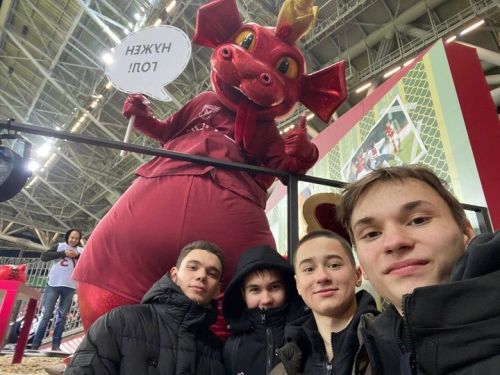 Встреча новошешминцев с футболом в Казани