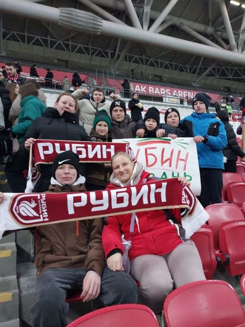 Встреча новошешминцев с футболом в Казани