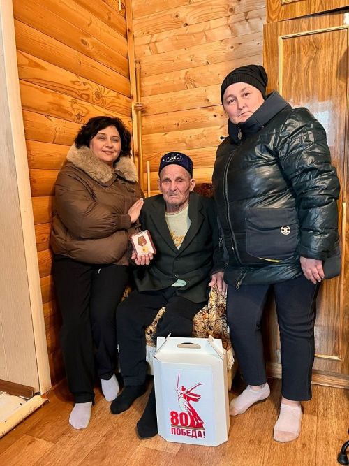 В Новошешминском районе продолжается вручение юбилейных медалей