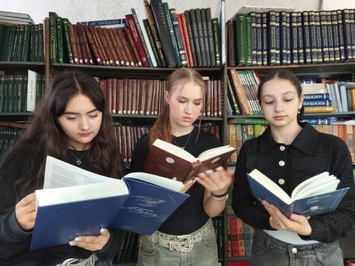 К Всемирному дню поэзии в Новошешминской гимназии прошли увлекательные и познавательные мероприятия
