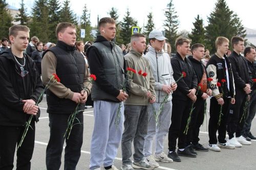 Весной на службу в армию из Новошешминского района призваны 17 ребят