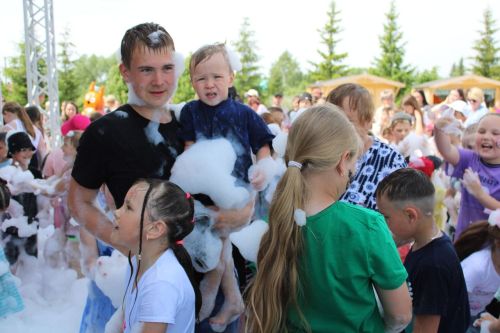 1 июня в Новошешминске отметили День защиты детей (фоторепортаж)