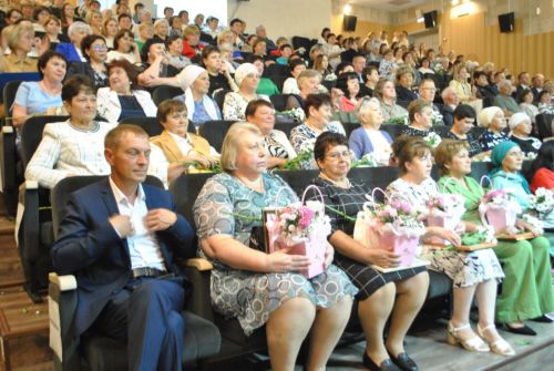 Торжество в честь работников здравоохранения состоялось в Новошешминске (фоторепортаж)