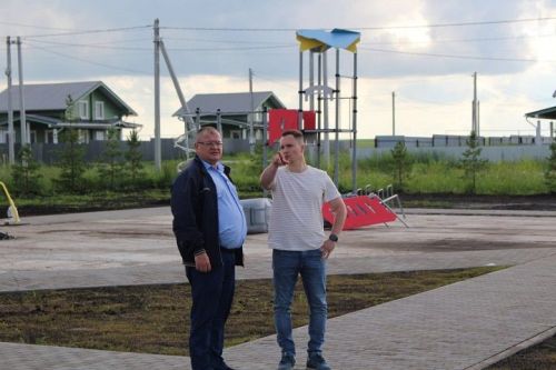Контроль на объектах: Егор Тарнавский проверил ход строительства в районе