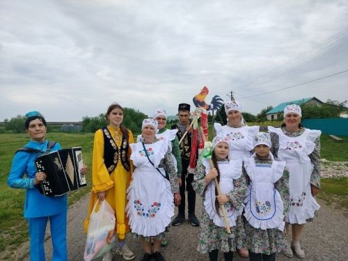 Чертуш авылында Сабантуйга буләкләр жыйдылар