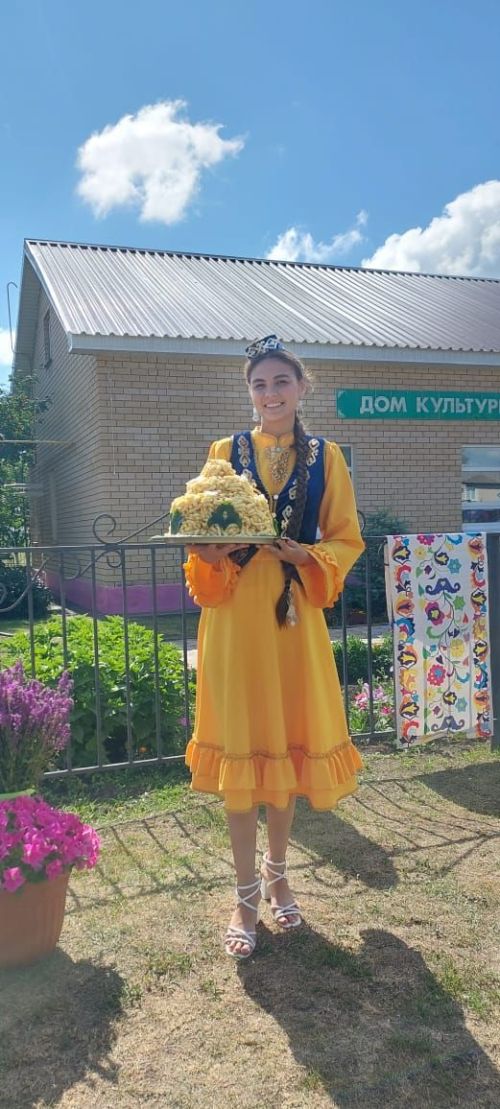 18 июльдә Яңа Чишмә районы Чертуш авылында «Халык җәүһәрләре» фольклор фестивале узды