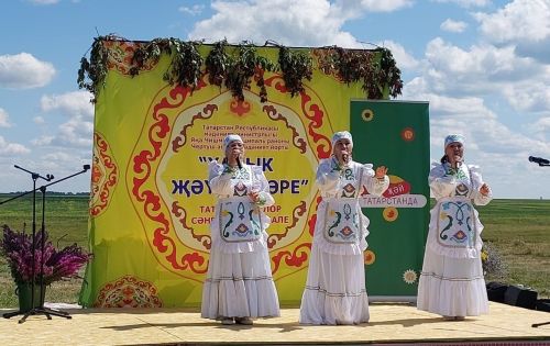 18 июльдә Яңа Чишмә районы Чертуш авылында «Халык җәүһәрләре» фольклор фестивале узды