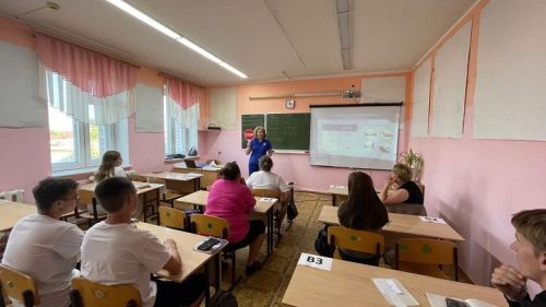 Ценные советы по предотвращению аварийных ситуаций получили обучающиеся автошколы в Новошешминске