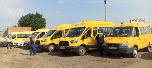 Новошешминская ГИБДД проверила школьные автобусы перед началом учебного года