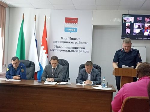 На заседании антитеррористической комиссии Новошешминского района рассмотрены вопросы общественной безопасности