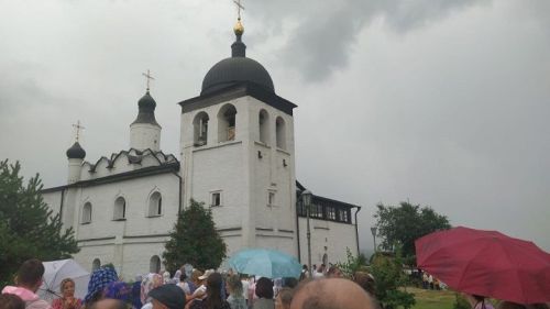 Во имя укрепления веры