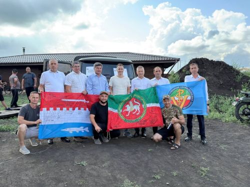 Сегодня состоялась погрузка гуманитарной помощи для наших бойцов СВО