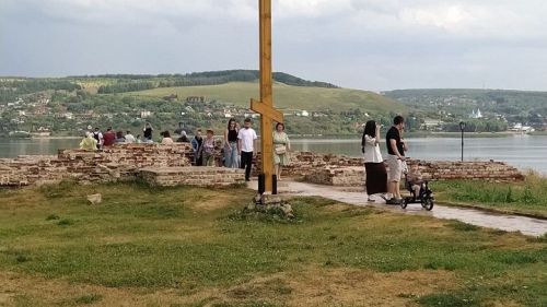 Во имя укрепления веры