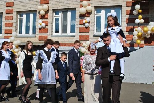 234 ученика сели  сегодня за парты в Новошешминской средней школе