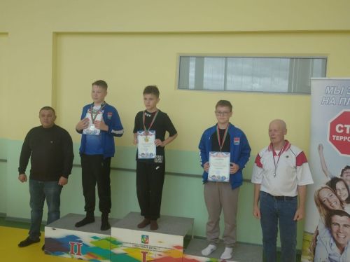 Новошешминские пловцы на пьедестале