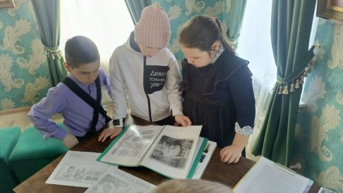 «Ленинградлыларның батырлыгы» – Шахмай авылы музеенда тарихи дәрес