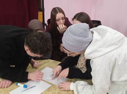 В Зиреклинском сельском клубе состоялся открытый диалог учащихся с студентами