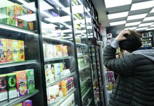 Депутаты РТ поддержали законопроект о запрете продажи вейпов в Татарстане