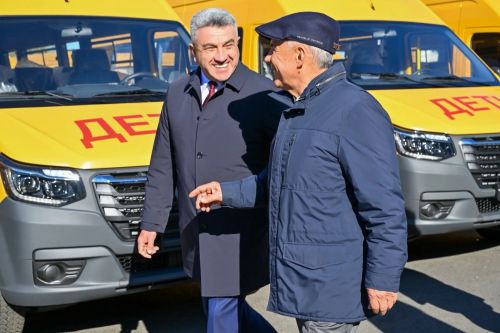 Новошешминский район получил новый школьный автобус