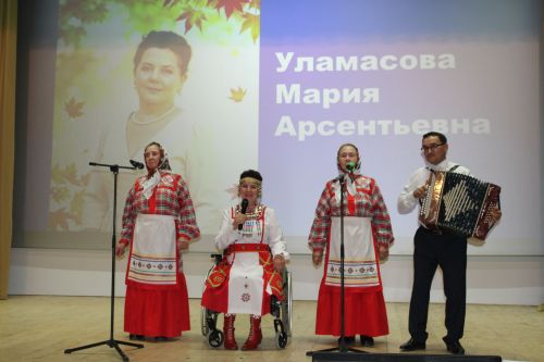 В районном доме культуры прошел конкурс красоты и таланта «Супербабушка и супердедушка»