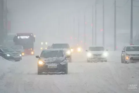 Буран сәбәпле, федераль трассаларның Татарстандагы участокларында хәрәкәт чикләнде