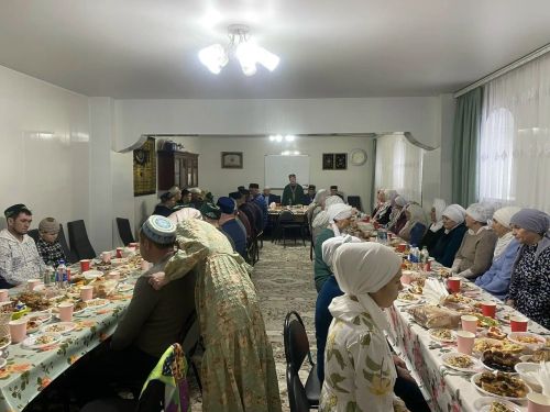 Яшьләрдән үрнәк: Акбүре авылында ифтар мәҗлесе узды