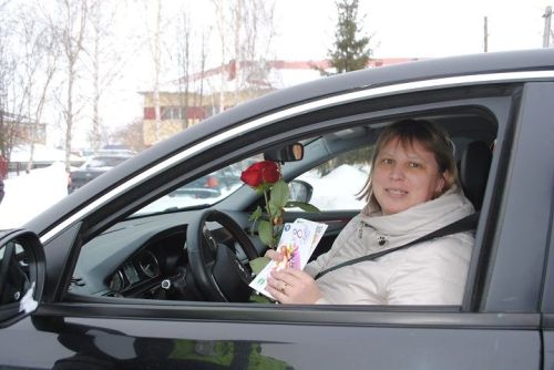 С 8 Марта, автоледи!