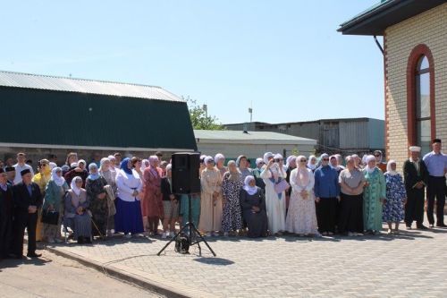 В Новошешминске состоялось торжественное открытие новой мечети (фоторепортаж)