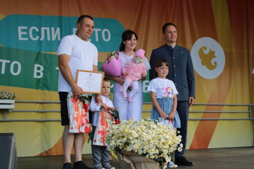 Тепло семейного очага  (фоторепортаж)