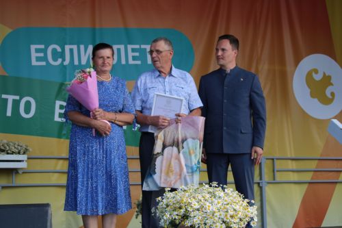 Тепло семейного очага  (фоторепортаж)