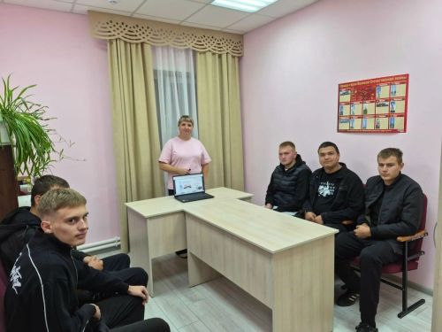 В Петропавловском СДК прошла беседа о вреде вейпов