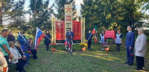 Земляки почтили память Константина Сидорова: в Чувашской Чебоксарке открыта мемориальная доска