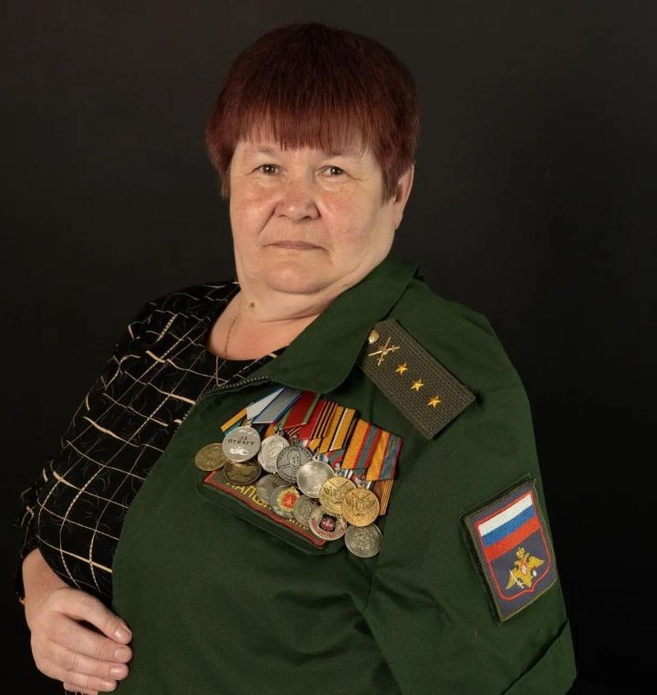 Улларының ике кителе