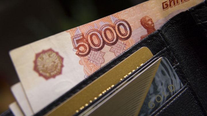 Татарстан попал на 40-е место по размеру заработной платы