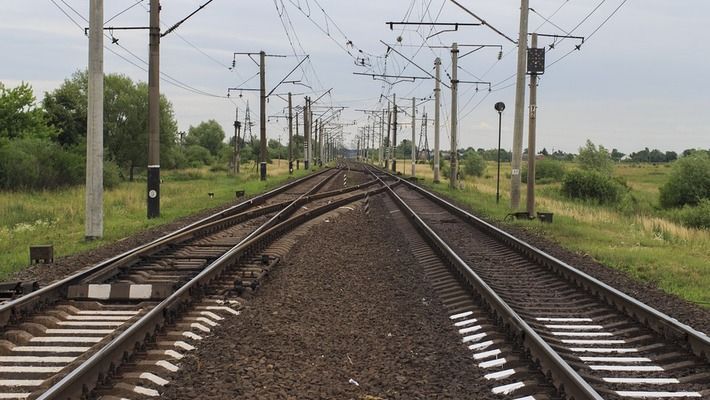 В Татарстане на железной дороге нашли бродящего пятилетнего мальчика