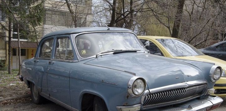 Парковки во дворах запретят из-за новых требований Минтранса