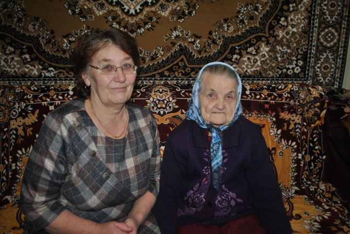 26 января исполнилось 90 лет жительнице Сл. Волчья Марии Андреевне Мартышовой