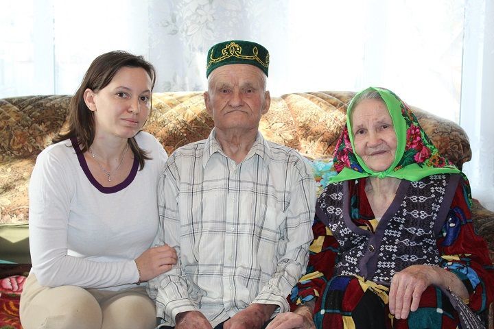 15 ноября ветерану труда и тыла Тухбееву Асадулле Гиниятовичу из села Утяшкино исполнилось 90 лет