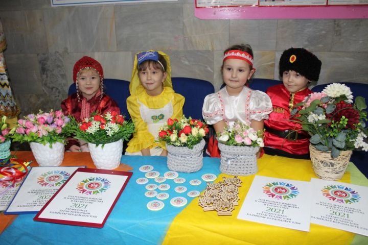 Год родных языков и народного единства: апрельские мероприятия в Новошешминском районе