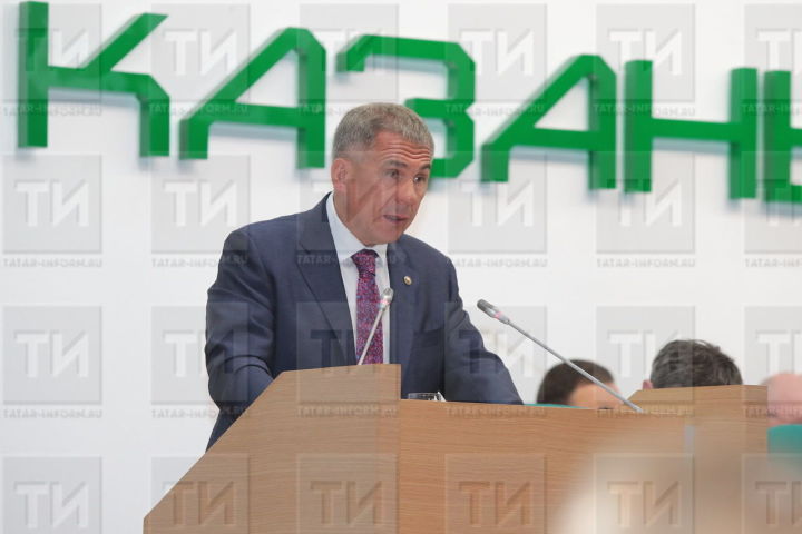 Сегодня спрос вакцины превышает поставки, отметил Президент Татарстана Рустам Минниханов