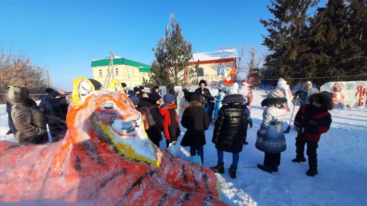 В районном конкурсе снежных городков среди подворий все призовые места заняли  жители Шахмайкинского сельского поселения