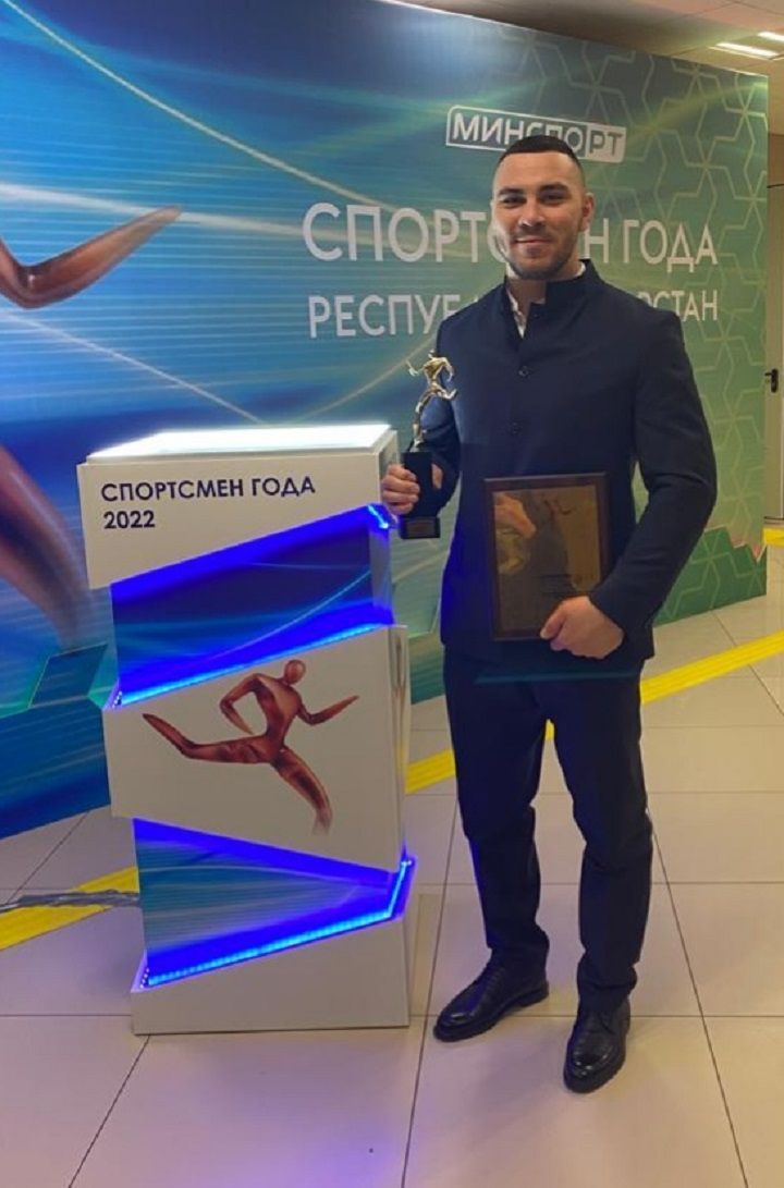 Якташыбыз, көрәшче Булат Мусин «2022 ел спортчысы» исеменә лаек булган