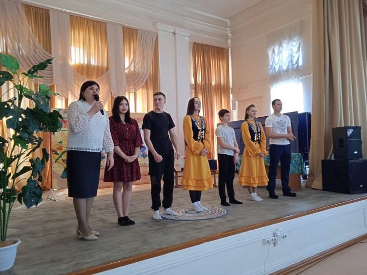 23 марта молодежный театральный коллектив "Сердәш" Чертушкинского СДК выступил в Чистополе