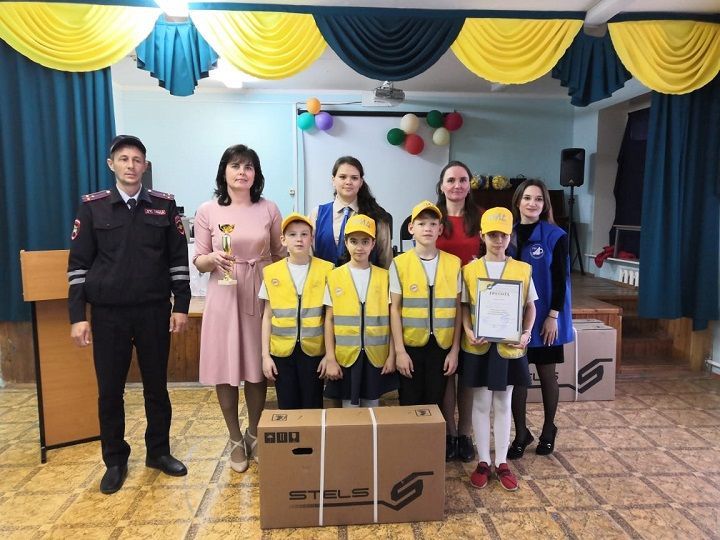 Яңа Чишмәдә «Иң яхшы яшь хәрәкәт инспекторлары (ЯХИ) отряды» Республика конкурсының район этабы булып узган