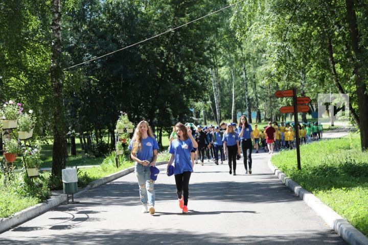 Жители Татарстана за неделю купили более 1 тыс. путевок в детские лагеря по программе кешбэка