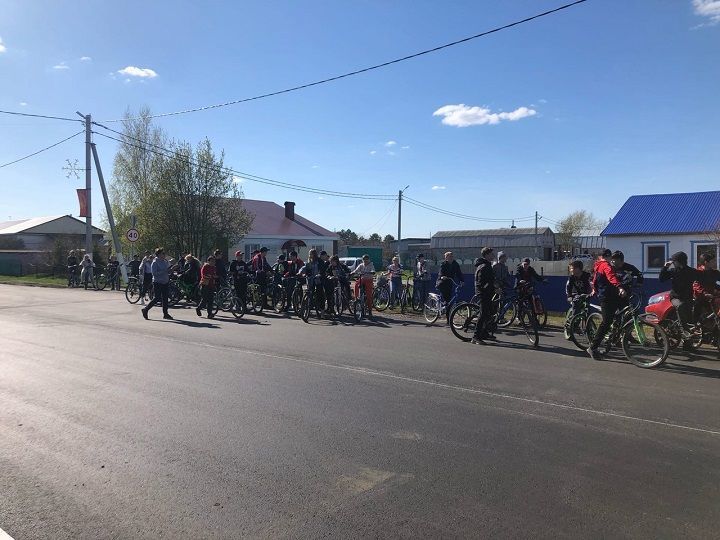 На велопробеге приняли участие около 50 юных новошешминцев