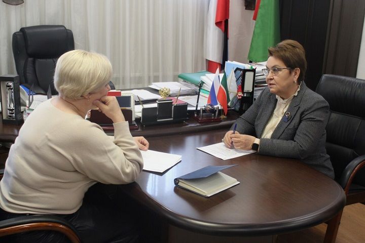 В Казани прошла встреча Сарии Сабурской и главы штаба «Комитета семей воинов Отечества»