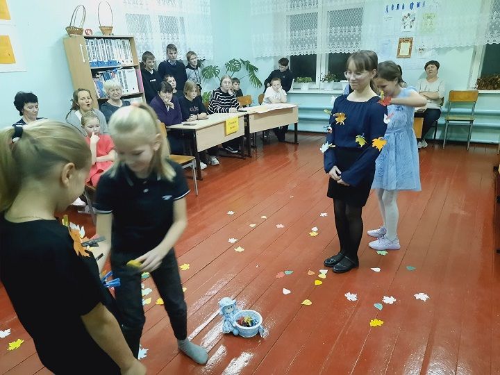В школах и детсадах Новошешминского района проходят традиционные балы