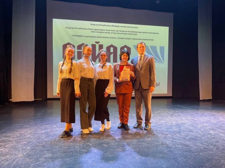 Ученицы Шахмайкинской школы одержали победу в номинации «Ижади караш» (творческий взгляд) республиканского театрального фестиваля для детей и юношества «Сайяр».