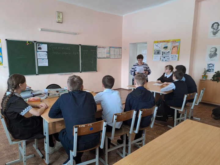 В Петропавловской школе  продолжается неделя родных языков